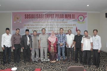 Intsiawati Ayus : Anak Melayu Harus Jadi Tuan Rumah di Negeri Sendiri