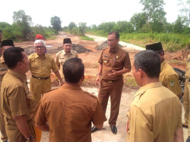 Pemda Rokan Hilir Terus Realisasikan Semenisasi Pemukiman
