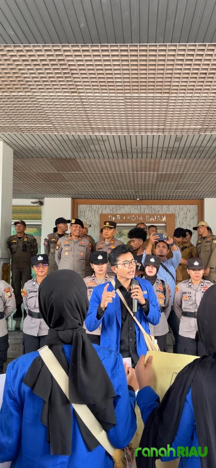Terlibat Pawai dukung MBG, Kadisdik dan anggota DPRD bakal dilaporkan PMII ke Polisi