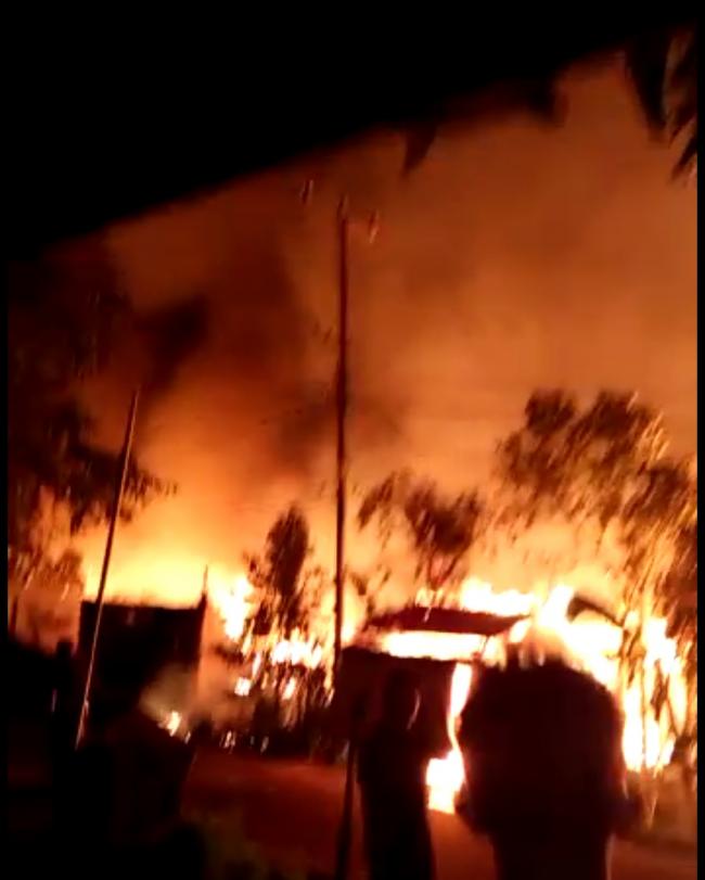 Mengharukan Detik-Detik Menyambut Ramadhan, 8 Rumah Terbakar diDesa Pulau Palas