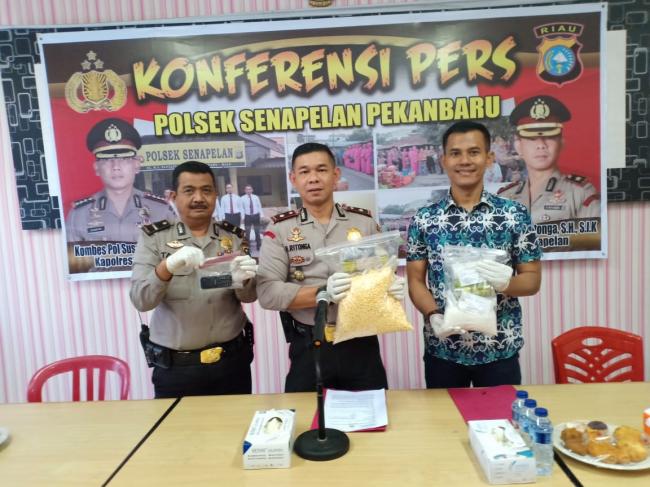 Lebih dari  6.000 butir  Pil Extasi Gagal beredar di Riau.