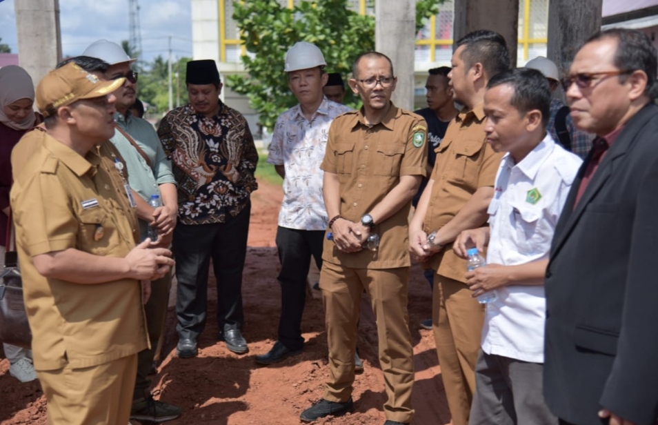 Wabup Bengkalis Tinjau Pembangunan Masjid dan Silaturahmi ke Kampus STAIN