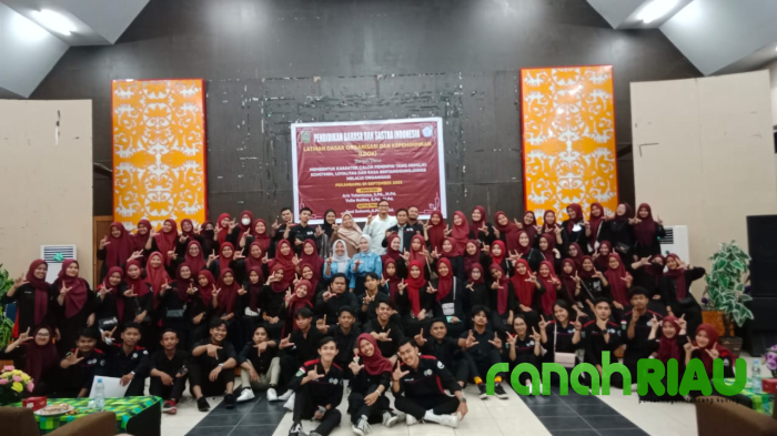 HIMA PBSI FKIP UIR hadirkan Pemateri dari Unilak