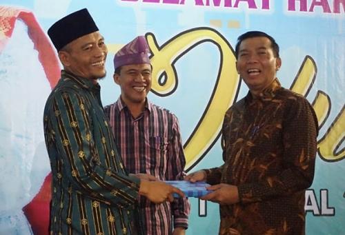 Serah Terima Jabatan Walikota Pekanbaru berlangsung dengan sederhana