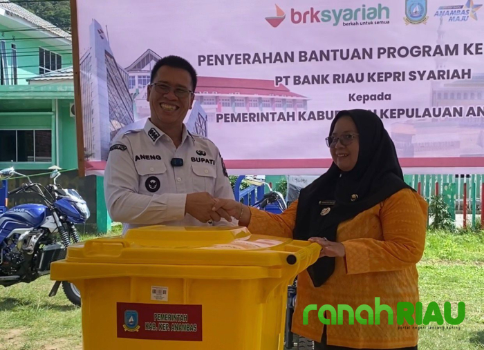 Peduli Lingkungan dan Pelayanan Masyarakat, BRK Syariah Salurkan Bantuan CSR untuk Anambas
