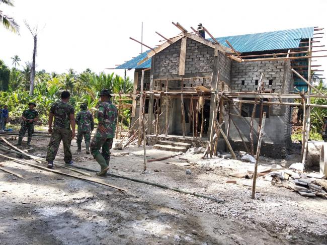 Hari ke 17, Semangat Satgas, Masyarakat dan Mahasiswa di Pembangunan Kantor TPD
