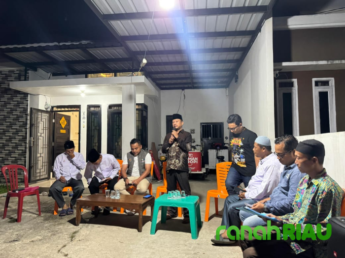 Camat Bukit Raya Jemput Aspirasi warga Griya Mahoni Asri, Banjir jadi Perhatian Utama