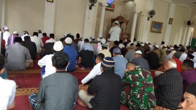 Mengingat Sang Pencipta, Menjalin Silaturahim Dengan Warga