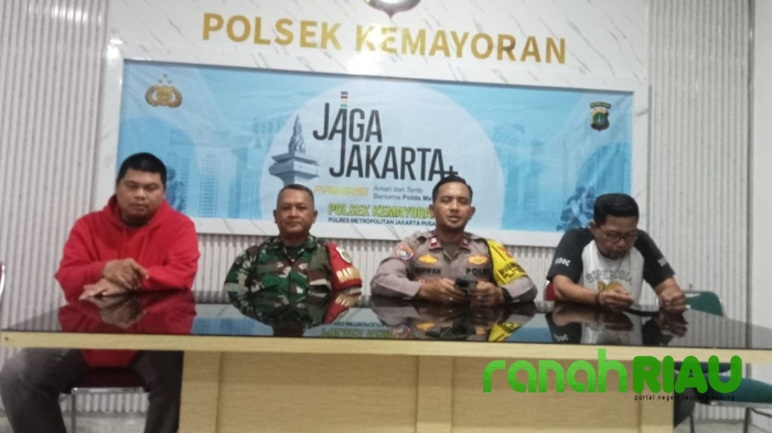 Bhabinkamtibmas Kampung Rawa minta Maaf soal Video Es Gabus berbahan Spons