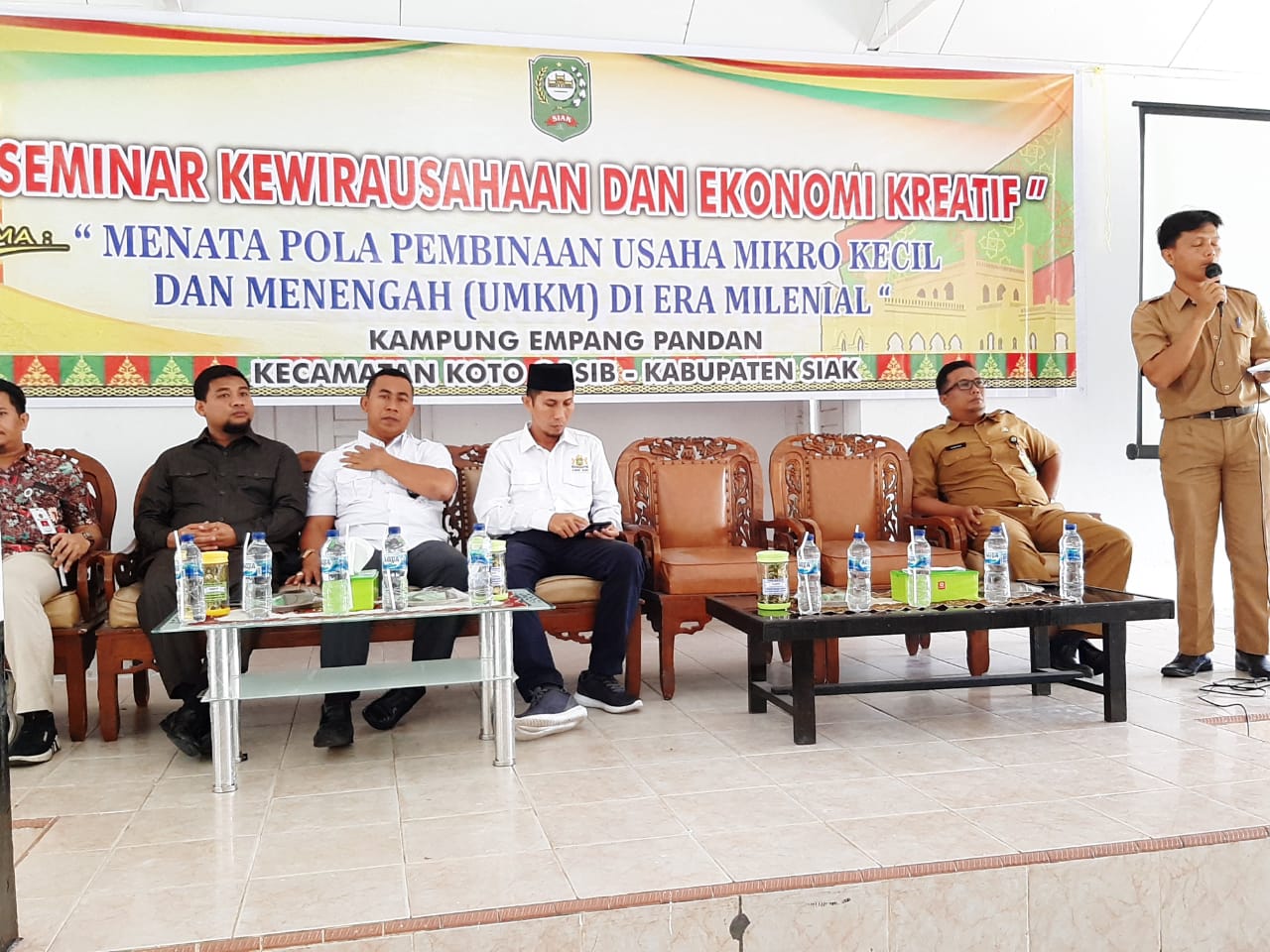 Kadin Riau isi Seminar kewirausahaan dan ekonomi Kreatif di Kampung empang Pandan