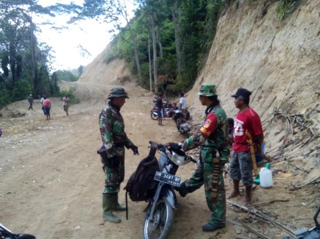 Dansatgas Tinjau Route Pengerjaan TMMD 104