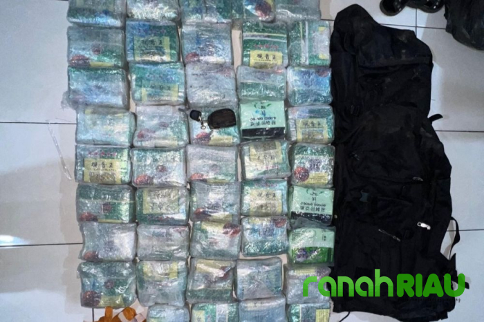 Dua Kurir 44 Kg Sabu Jaringan Internasional Ditangkap di Lampu Merah