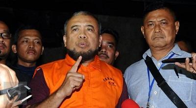 tok..tok...tok.... Patrialis Akbar divonis delapan tahun Penjara