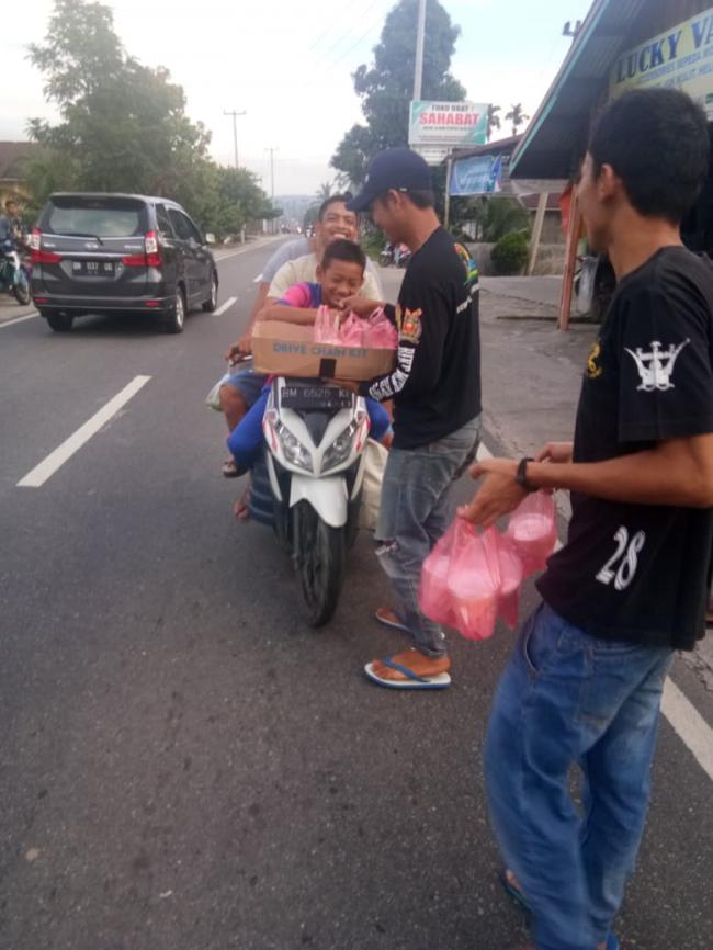 Cara Unik Buka Puasa bersama ala Club Motor di Kuantan Singingi, Pesan Edukasi lewat Takjil