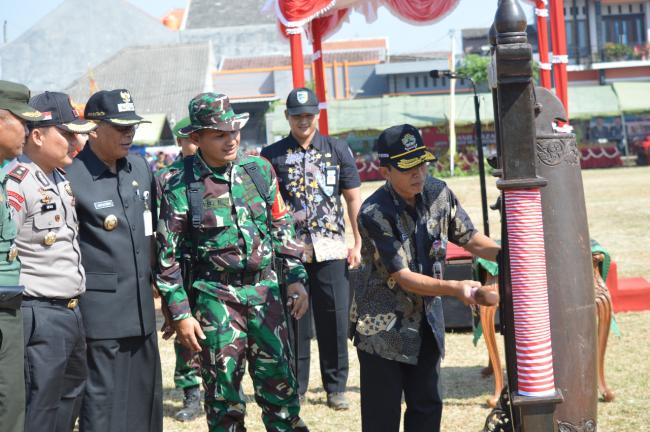 Gema Kentongan Tandai Start "TMMD Kalikondang"  