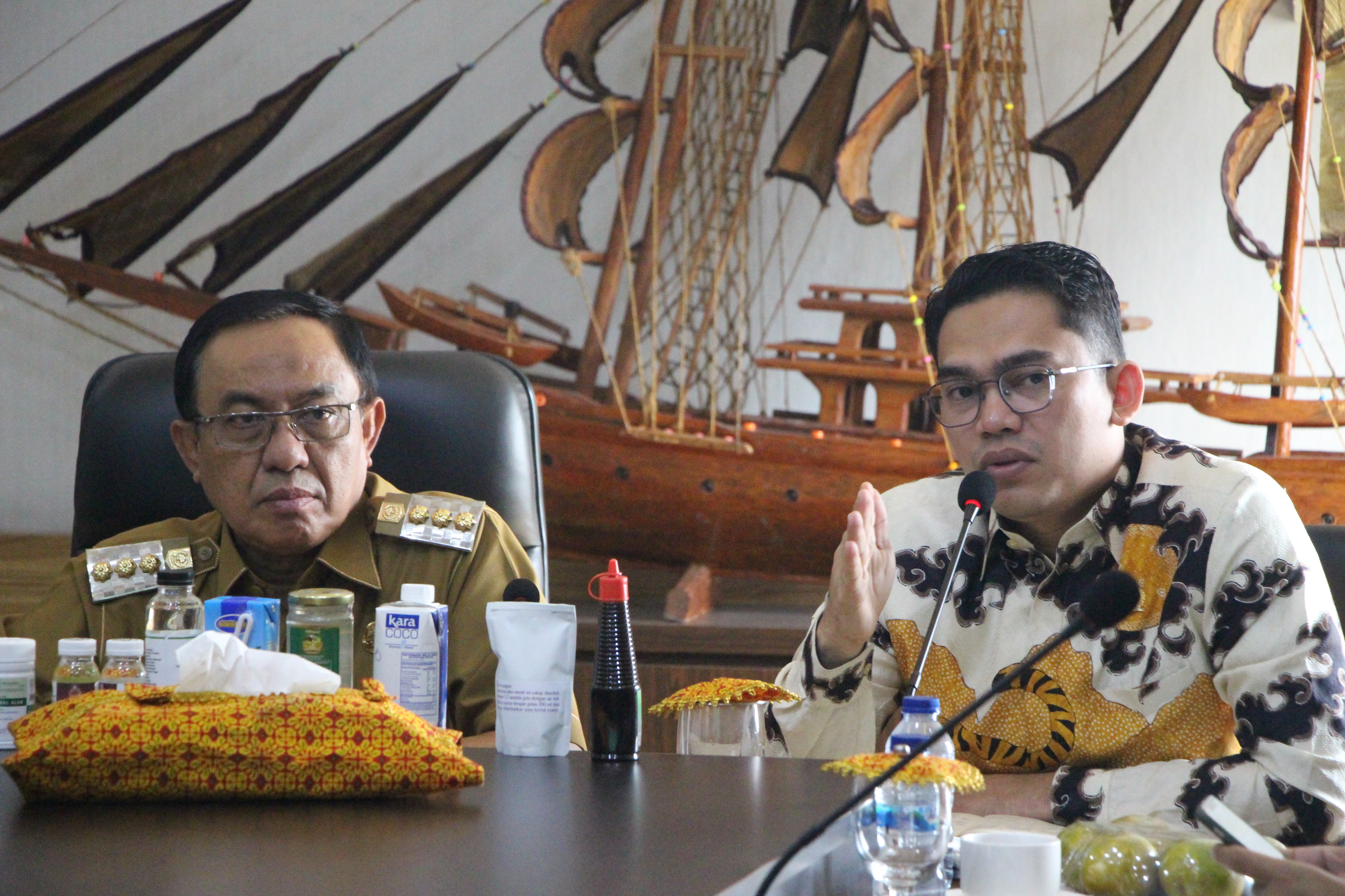 Bupati Wardan Ajak Senator Edwin Bermitra