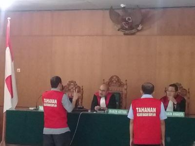 Sidang Korupsi  Jembatan Padamaran  II,Salah Satu PH Terdakwa di Skak Majelis