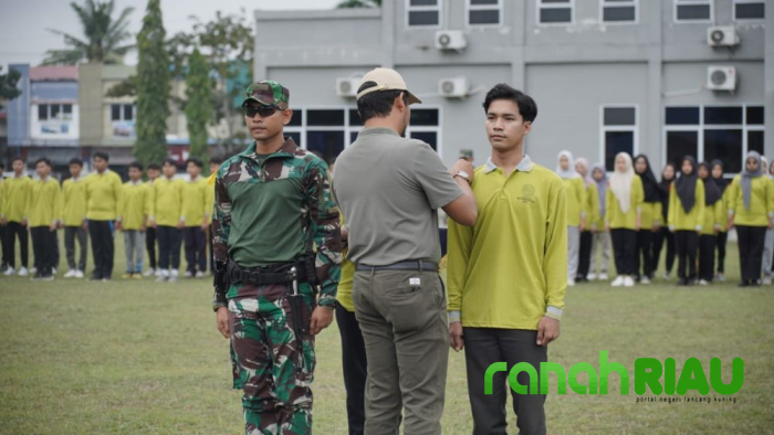 Penerima Beasiswa UMRI ikuti Bela Negara bersama Yonko 462/Kopasgat