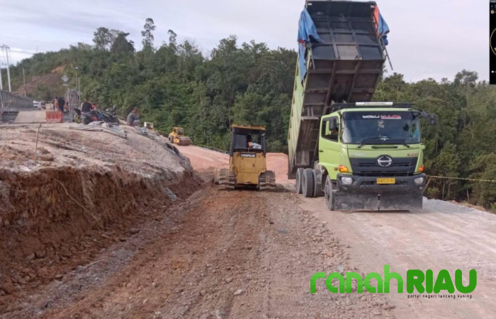 Progres Perbaikan Jalan Longsor di Lintas Riau-Sumbar Capai 70%, Ditargetkan Selesai Minggu Depan
