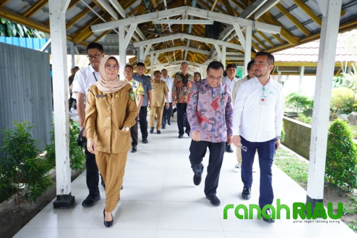 Direktur RSUD Arifin Achmad berharap Pemerintah Pusat bantu Pembangunan Gedung Rawat Jalan 