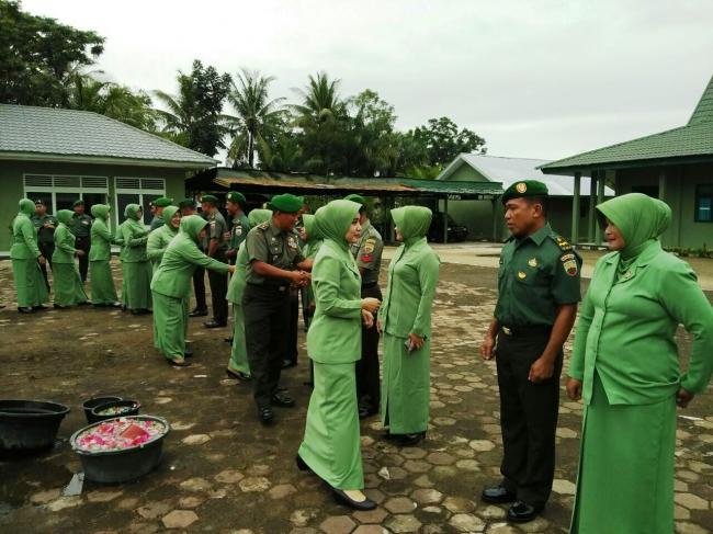 9 Orang Bintara dan Tamtama Kodim 0314 Inhil Naik Pangkat