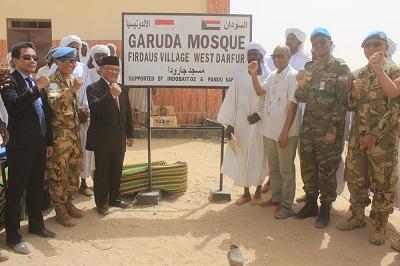 Ini Baru Keren.. Pasukan Garuda Darfur Resmikan masjid di Sudan