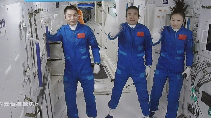  Bikin Bengong Amerika, China sukses kirim lagi 3 Astronot, salah satunya Perempuan