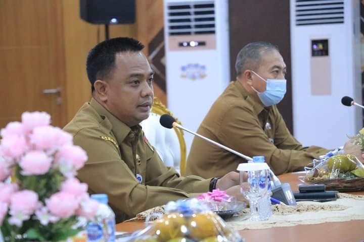 Jamil tekankan Camat dan Lurah se Kota Pekanbaru wajib Sosialisasikan Prokes
