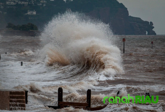 BMKG Minta Masyarakat Waspada Adanya Potensi Tsunami saat Lebaran 2025, Ini Titik Lokasinya