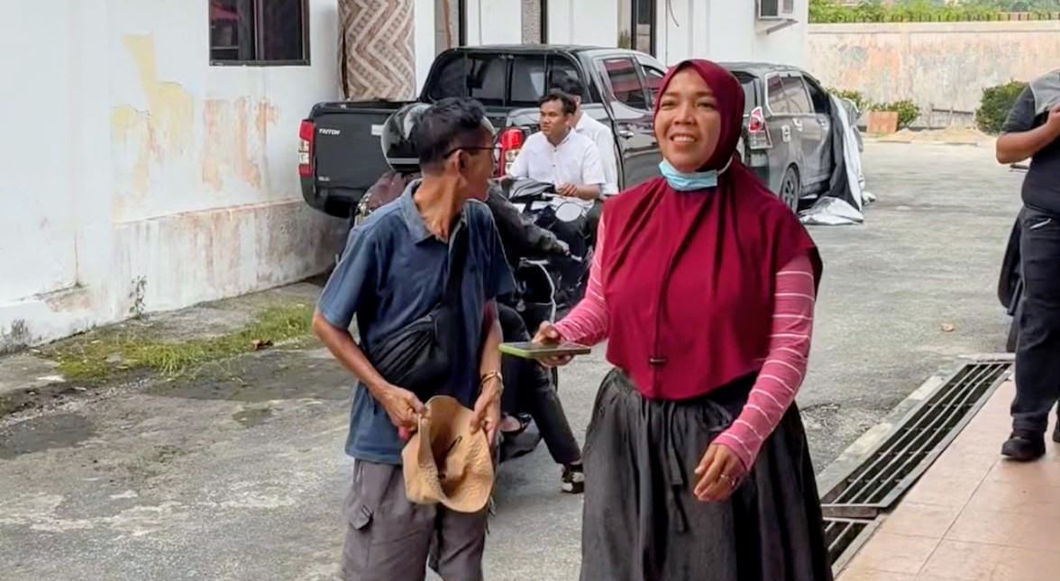Perkara TPPO Jadi Sorotan, Pasutri Ambil Dua Mobil di Kejari Bengkalis