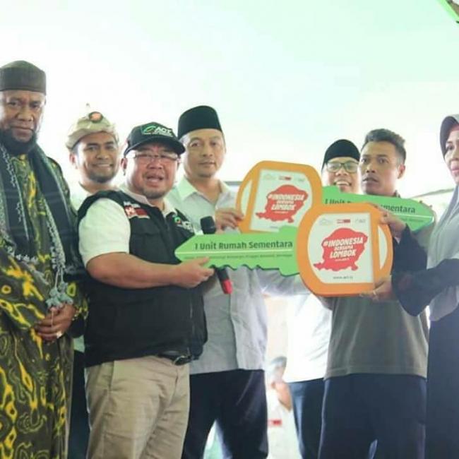 224 unit shelter ACT untuk pengungsi di Lombok