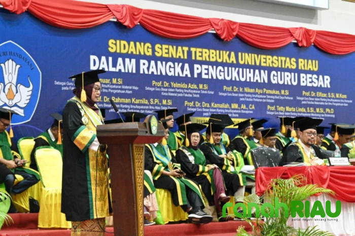 Pengukuhan Guru Besar UNRI, Rektor: Sumber Pencapaian tertinggi Dunia Akademik
