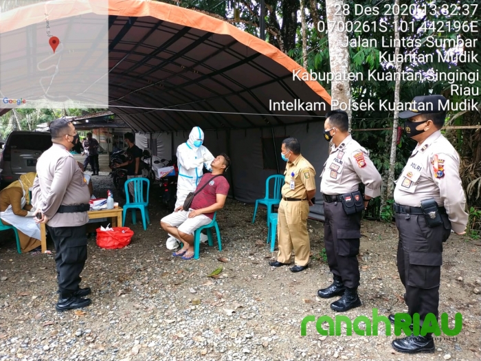 Polres Kuansing Gandeng Dinkes Mengadakan Tes Swab Gratis Bagi Pengguna Jalan Lintas 