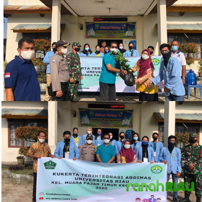 Kukerta terintegrasi ABDIMAS UNRI Salurkan 1000 Bibit buah di Muara Fajar Timur