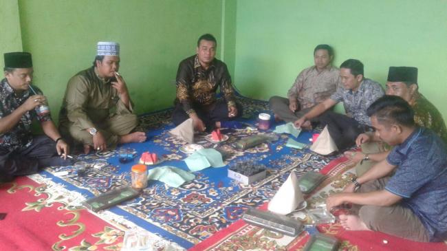 Ketua DPW PKB Riau Temu Ramah Alumni UIN Di Desa Petala Bumi Inhu 