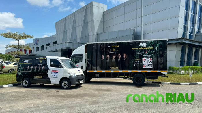 Menghubungkan Musik dan Kebahagiaan: JNE Bersama Padi Reborn di Konser "Dua Delapan"