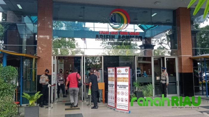 H. Halim-Komperensi Ikuti Proses Pemeriksaan Kesehatan di RSUD Arifin Achmad