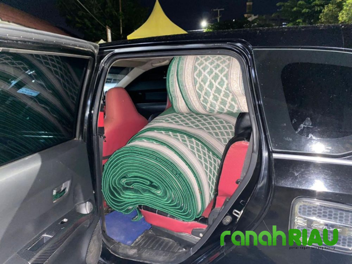Modus Mau Nyuci, Pria di Dumai bawa Kabur Karpet Mesjid seharga Rp12 Juta