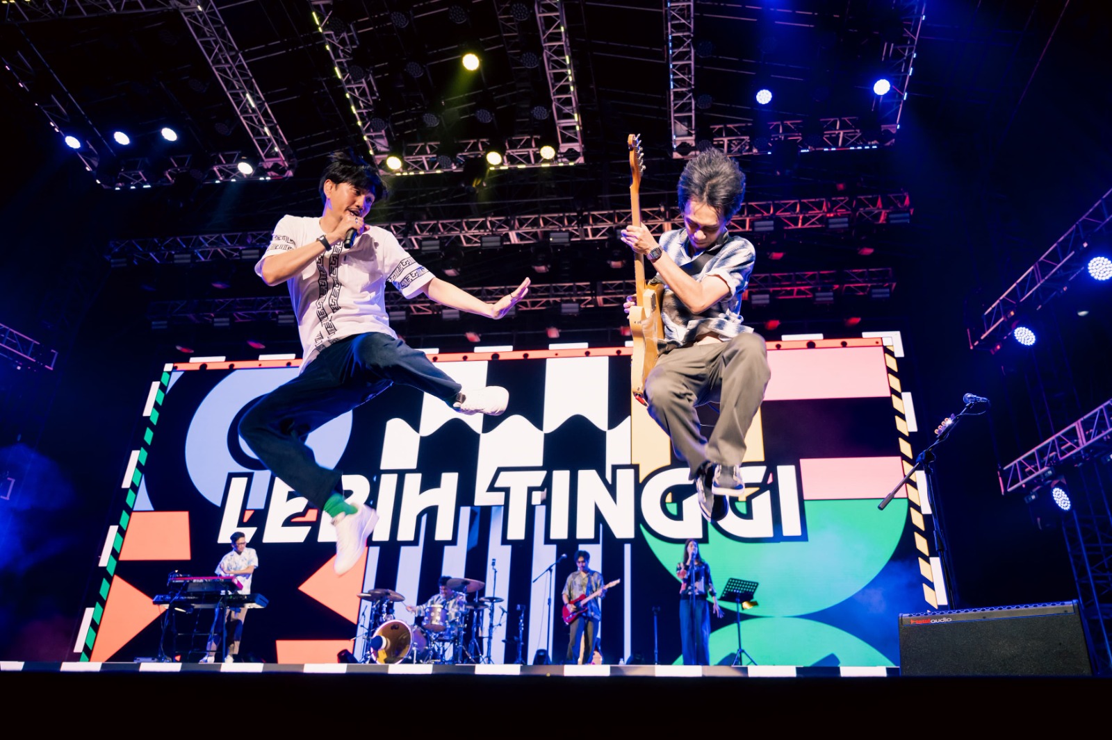 Konser Tunggu Aku di Pekanbaru, Sheila 0n 7 sukses sapa 15000 Sheilagank