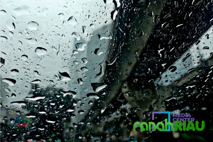 BMKG Riau Imbau Waspada Hujan lebat Disertai Petir di Sejumlah Wilayah Sabtu Malam