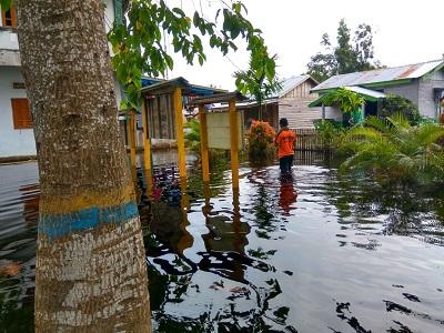 Untuk Penanganan Banjir, Bupati Inhil Cepat Tanggap Instruksikan BPBD Bersiaga