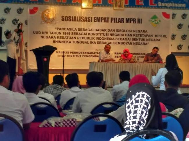 Kades,Lurah dan Camat se Kampar Ikuti Sosialisasi 4 Pilar