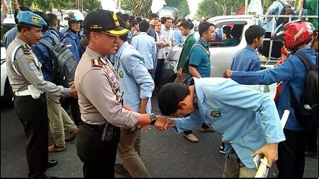 Tuh Kan Kerennn...Suarakan Aspirasi Tidak Mesti Ada Anarki, Ini Buktinya, Damai dan Ber etika