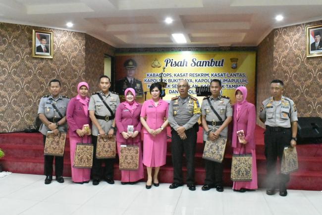 Sertijab Kabag Ops, Kapolsek Dan Pelantikan Kasat Dipimpin Langsung Kapolresta