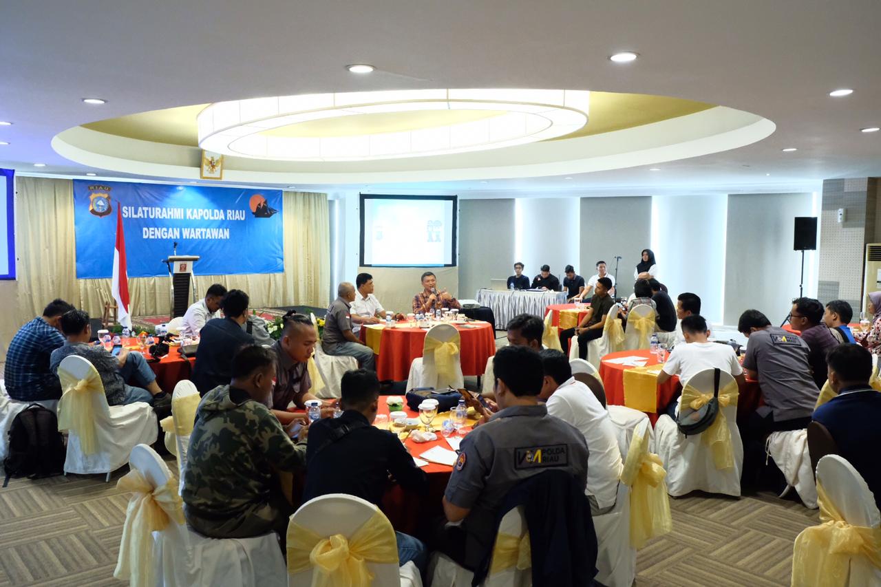 Kapolda Riau Silaturahim Bersama Wartawan, Karhutla Jadi Pembahasan