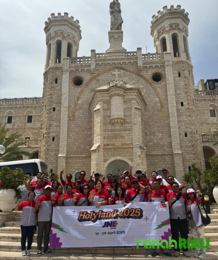 Dedikasi loyalitas, JNE berangkatkan Ksatria dan Srikandi ke Holyland