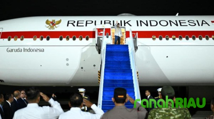 Prabowo Terbang ke Rusia, Diundang Khusus Putin Jadi Tamu Kehormatan Utama EEF ke-11
