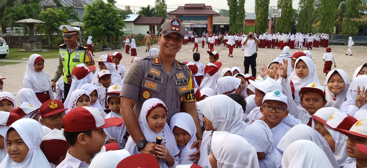 Berikan Edukasi, Kapolres Kampar Gelar Police Goes To School