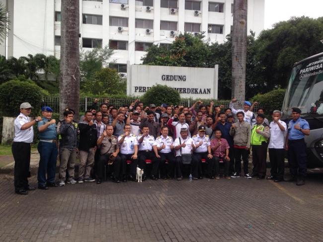  Bakamla RI Terima Puluhan Nelayan Non Cantrang Dengan Ramah