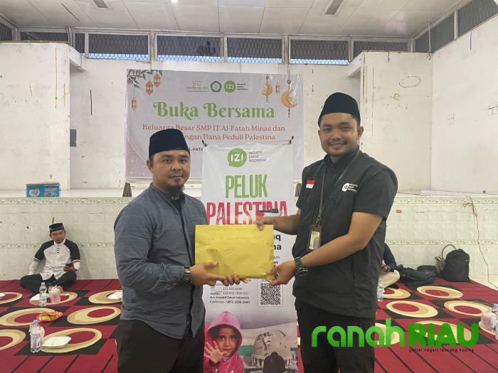 Peluk Palestina, SMP IT Al Fatah Minas gelar Penggalangan dana bersama IZI Riau